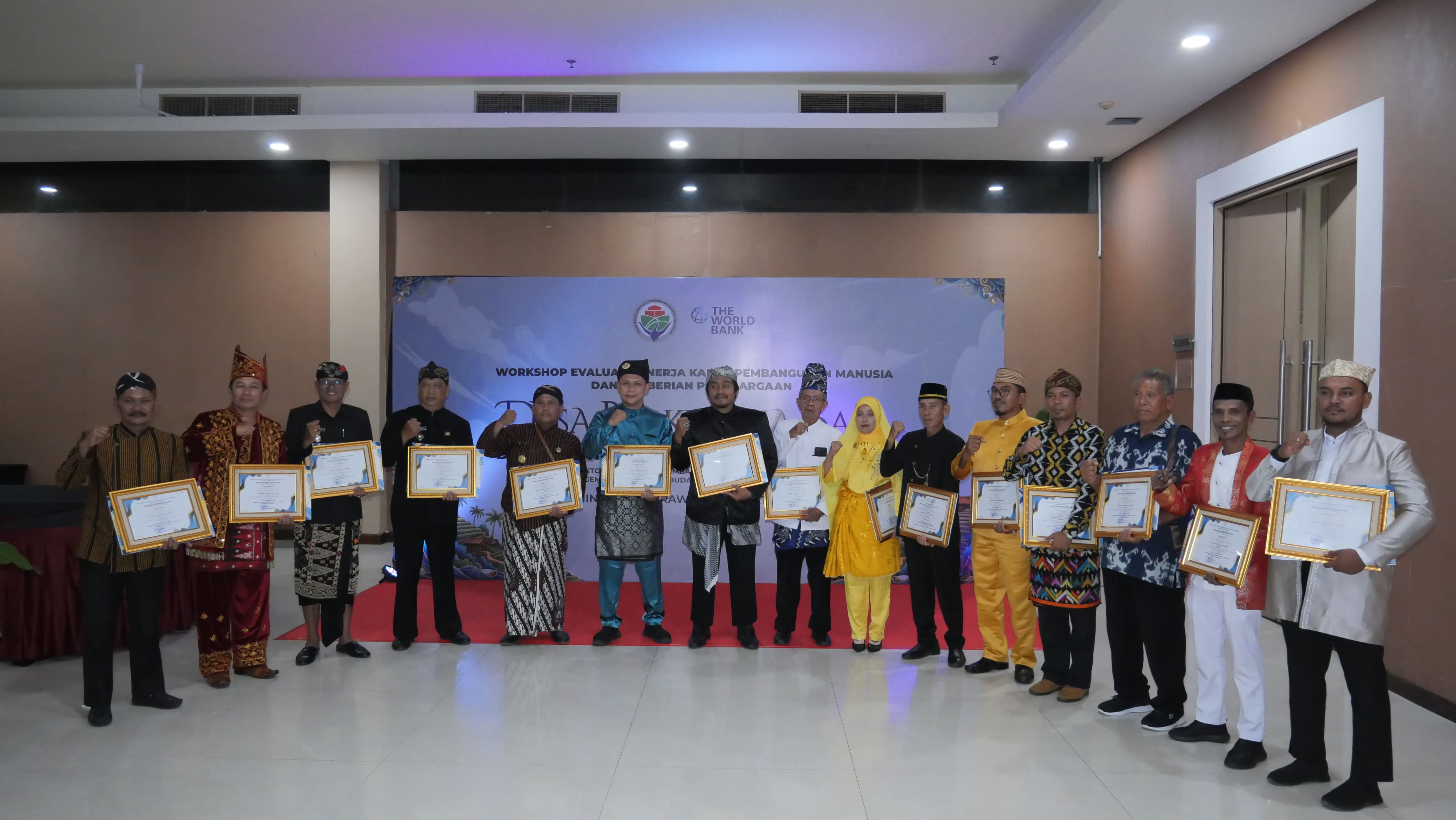 penerimaan penghargaan juara 3 Regional Tengah tingkat Nasional. Perwakilan kaltim 5